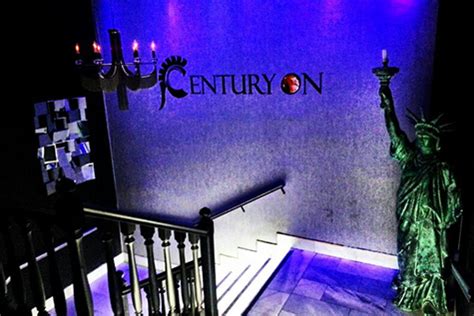 discoteca gay torremolinos|CENTURYON — Gay Dance Club in Torremolinos